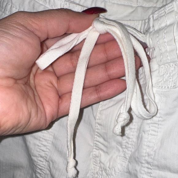 Calvin Klein - Women’s White Cargo Pants Size 6 - Picture 6 of 17